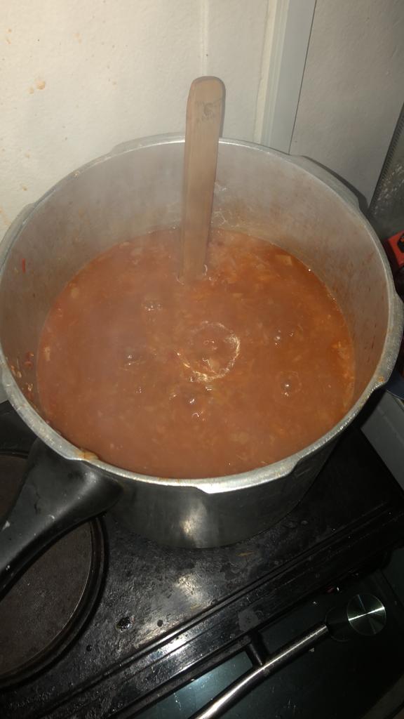 Groente en vleis sop